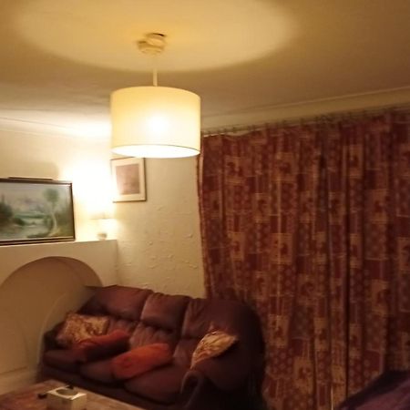 Dach Apartments - Cozy 3 Bed Apartment In Hendon Edgware Номер фото