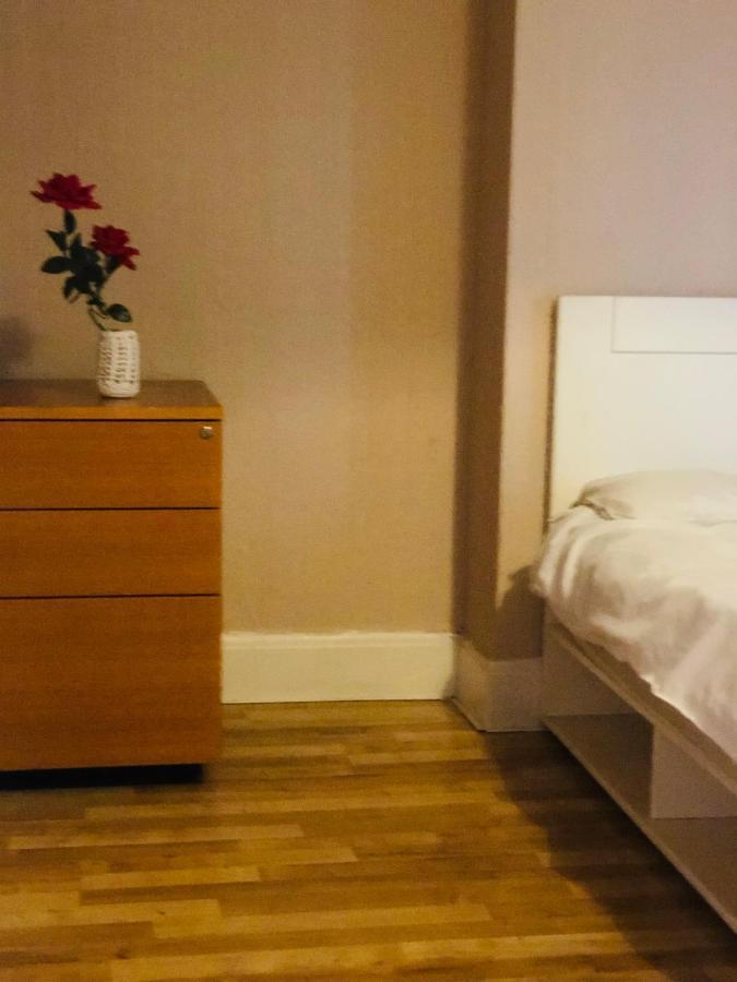 Dach Apartments - Cozy 3 Bed Apartment In Hendon Edgware Екстер'єр фото